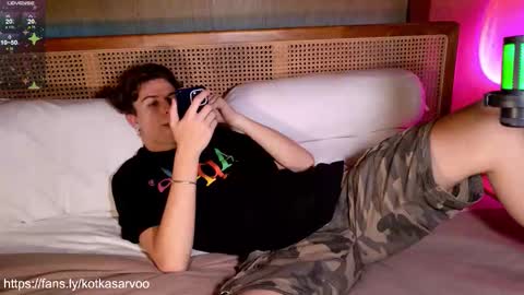 Danny online show from 09/19/25, 11:33