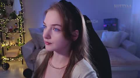 Kottyaa cb FOLLOWING  online show from 11/07/25, 07:03