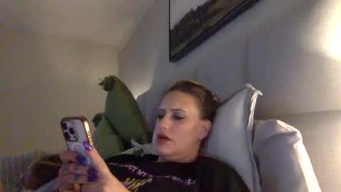 koyoteej online show from 02/01/25, 08:50