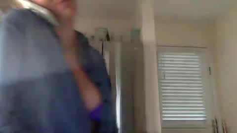 koyoteej online show from 03/01/25, 10:42