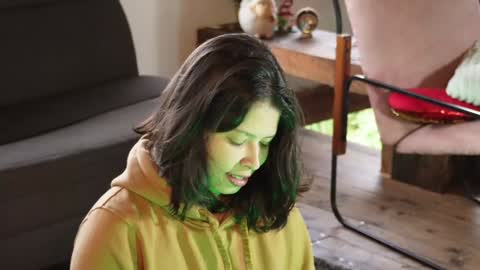 kozzy_ online show from 12/28/24, 09:08