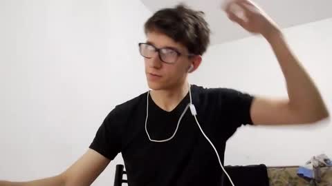 Snapshot of kpo10 chatting on 01/02/25, 02:11 Facu online show from 01/02/25, 02:11