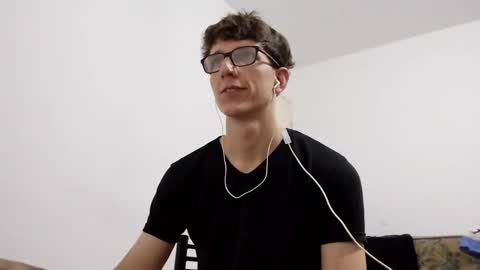 Snapshot of kpo10 chatting on 01/03/25, 03:49 Facu online show from 01/03/25, 03:49