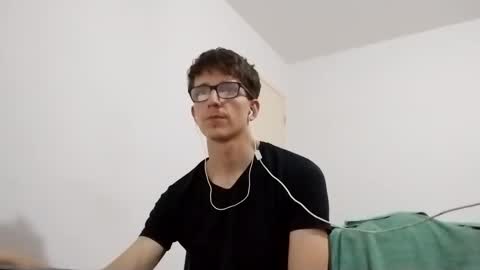 Snapshot of kpo10 chatting on 03/01/25, 01:29 Facu online show from 03/01/25, 01:29