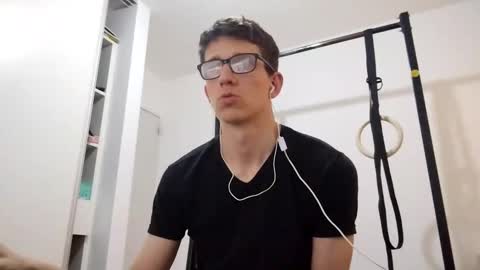 Snapshot of kpo10 chatting on 10/11/25, 11:20 Facu online show from 10/11/25, 11:20