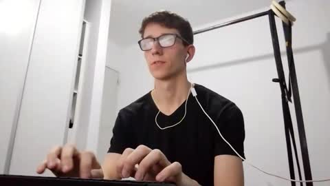 Snapshot of kpo10 chatting on 02/03/26, 04:12 Facu online show from 02/03/26, 04:12