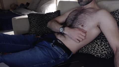 Snapshot of kral_mert chatting on 02/14/25, 09:53 Mert online show from 02/14/25, 09:53