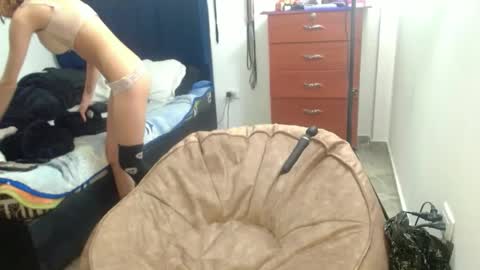 kratos_and_afrodita online show from 09/26/25, 11:09