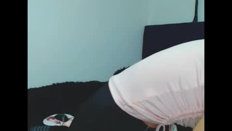 kratos_and_afrodita online show from 10/11/25, 06:50