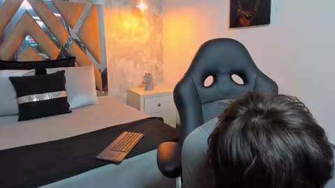 Kraven online show from 10/24/25, 03:14