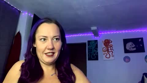 kreamyk420 online show from 11/27/25, 07:43