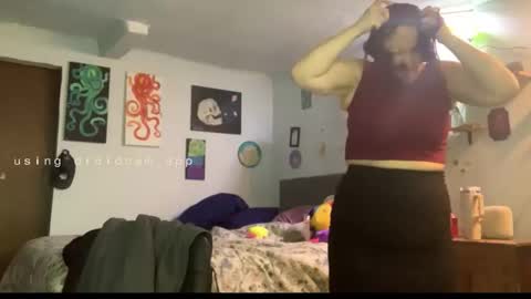 kreamyk420 online show from 05/04/26, 02:02