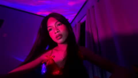 Snapshot of krimpie_xx chatting on 03/02/26, 04:47 krimpie_xx online show from 03/02/26, 04:47