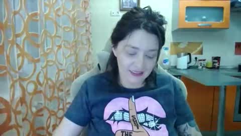 Kris online show from 12/21/25, 10:17