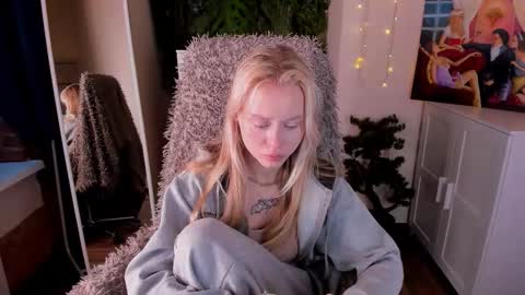 kris_grant online show from 12/05/25, 10:35