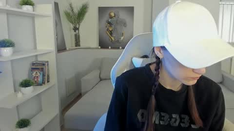 krisdoeill online show from 04/19/26, 02:22
