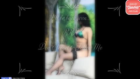 Snapshot of krisi_kiss chatting on 12/19/24, 06:45 KrisiFollow me  Thumb UP  online show from 12/19/24, 06:45