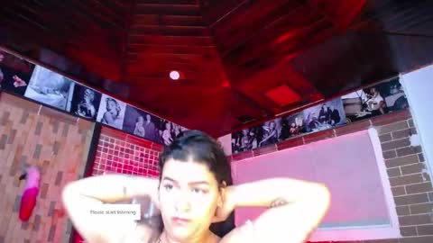 kriss_sweetboobs online show from 05/01/26, 01:16