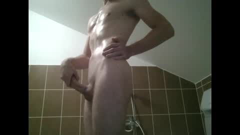 Snapshot of krissifitboy_xxx chatting on 12/14/24, 06:02 krissifitboy_xxx online show from 12/14/24, 06:02