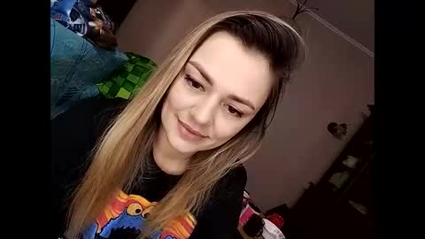 Snapshot of krisssexi chatting on 01/15/25, 12:04 KrissSexi online show from 01/15/25, 12:04