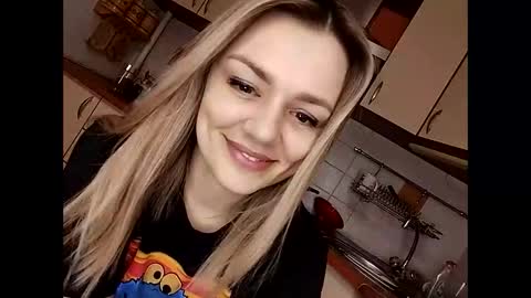 Snapshot of krisssexi chatting on 02/25/25, 07:58 KrissSexi online show from 02/25/25, 07:58