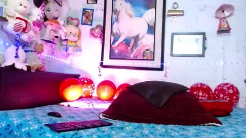 Snapshot of krisstal703358 chatting on 12/20/25, 08:10 krisstal703358 online show from 12/20/25, 08:10