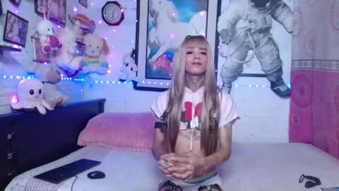 Snapshot of krisstal703358 chatting on 02/14/26, 12:29 krisstal703358 online show from 02/14/26, 12:29