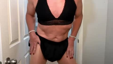 Snapshot of kristal_mountain chatting on 03/30/26, 04:35 Kristal Mountain online show from 03/30/26, 04:35