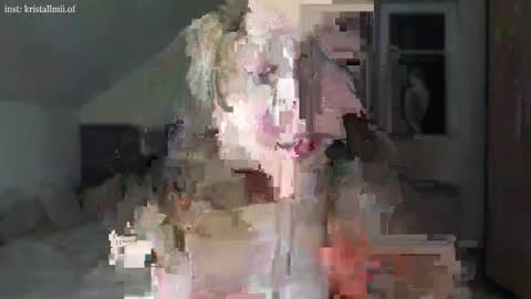 Snapshot of kristallmii_premium chatting on 12/21/25, 05:09 kristallmii_premium online show from 12/21/25, 05:09