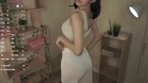 Emma online show from 10/20/25, 08:20