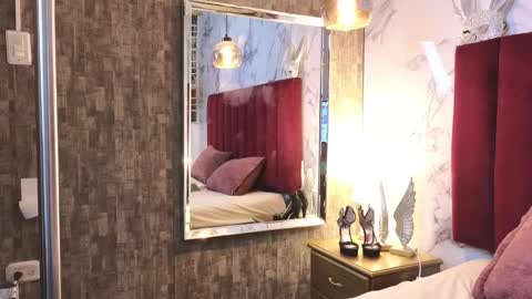 Krista Ritter online show from 09/25/25, 02:48