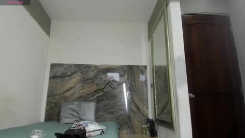 Kristel  online show from 12/01/25, 11:37