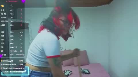 kristen_tay online show from 10/25/25, 03:51