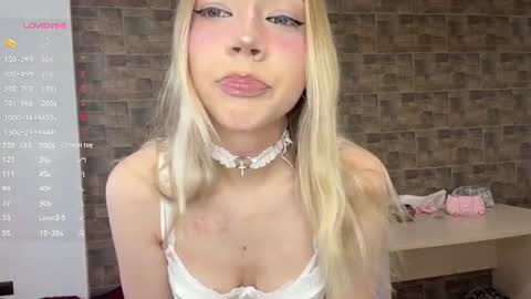 Alisa online show from 06/20/26, 04:21