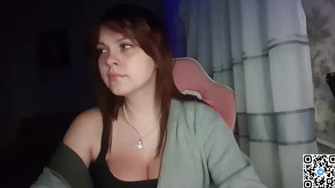 Snapshot of kristibloom chatting on 09/20/25, 06:09 Christie online show from 09/20/25, 06:09