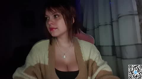 Snapshot of kristibloom chatting on 09/21/25, 06:09 Christie online show from 09/21/25, 06:09