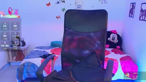 Snapshot of kristin___ chatting on 02/25/26, 03:05 Kristin online show from 02/25/26, 03:05