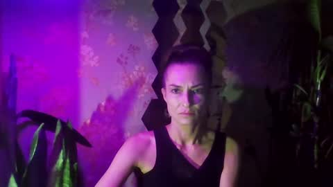 Snapshot of kristinagold44 chatting on 01/04/25, 10:24 Kristina online show from 01/04/25, 10:24