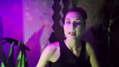 Snapshot of kristinagold44 chatting on 01/08/25, 07:13 Kristina online show from 01/08/25, 07:13