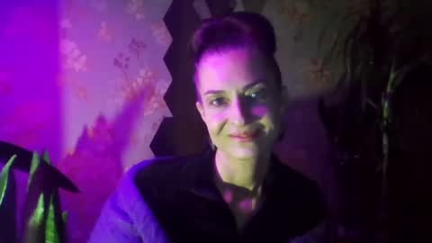 Snapshot of kristinagold44 chatting on 01/09/25, 09:16 Kristina online show from 01/09/25, 09:16