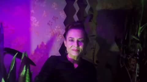 Snapshot of kristinagold44 chatting on 01/14/25, 04:29 Kristina online show from 01/14/25, 04:29