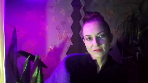 Snapshot of kristinagold44 chatting on 01/15/25, 01:20 Kristina online show from 01/15/25, 01:20