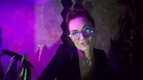 Snapshot of kristinagold44 chatting on 01/22/25, 04:12 Kristina online show from 01/22/25, 04:12