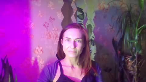 Snapshot of kristinagold44 chatting on 01/28/25, 01:05 Kristina online show from 01/28/25, 01:05