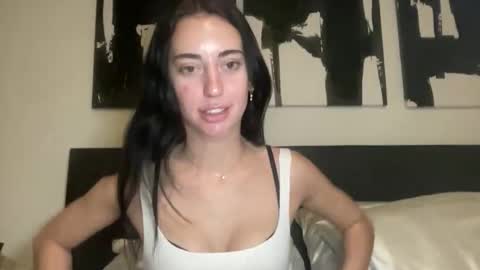 kristina juarez online show from 04/28/26, 01:04