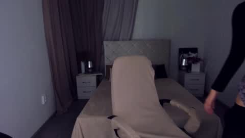 Kristina online show from 12/10/24, 04:17