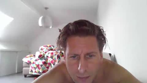 kristof8504 online show from 12/09/24, 11:04