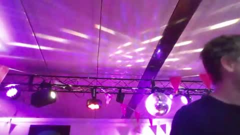 kristof8504 online show from 03/10/25, 08:04