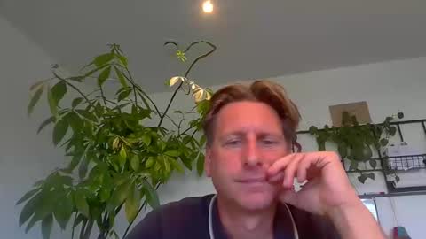 kristof8504 online show from 09/10/25, 08:25