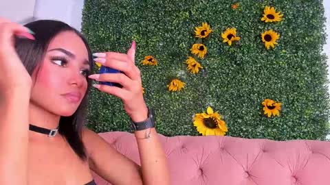 Snapshot of kristyl_paez chatting on 03/08/25, 11:28 Cristina online show from 03/08/25, 11:28